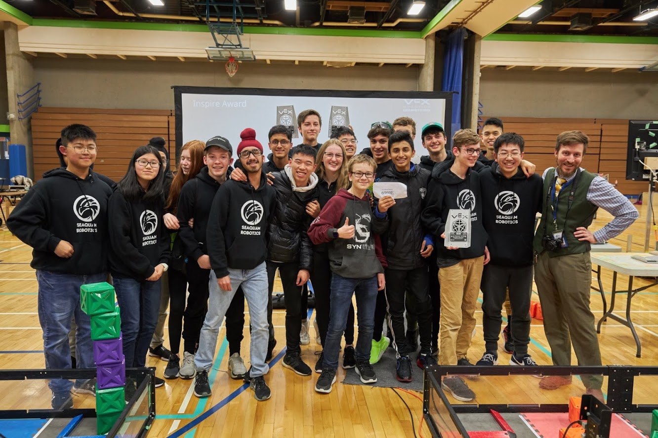 Photo of Seaquam Robotics members at Last Chance